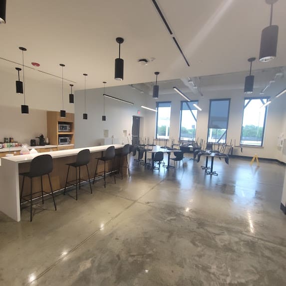 Office cleaning in Dallas Fort Worth facility