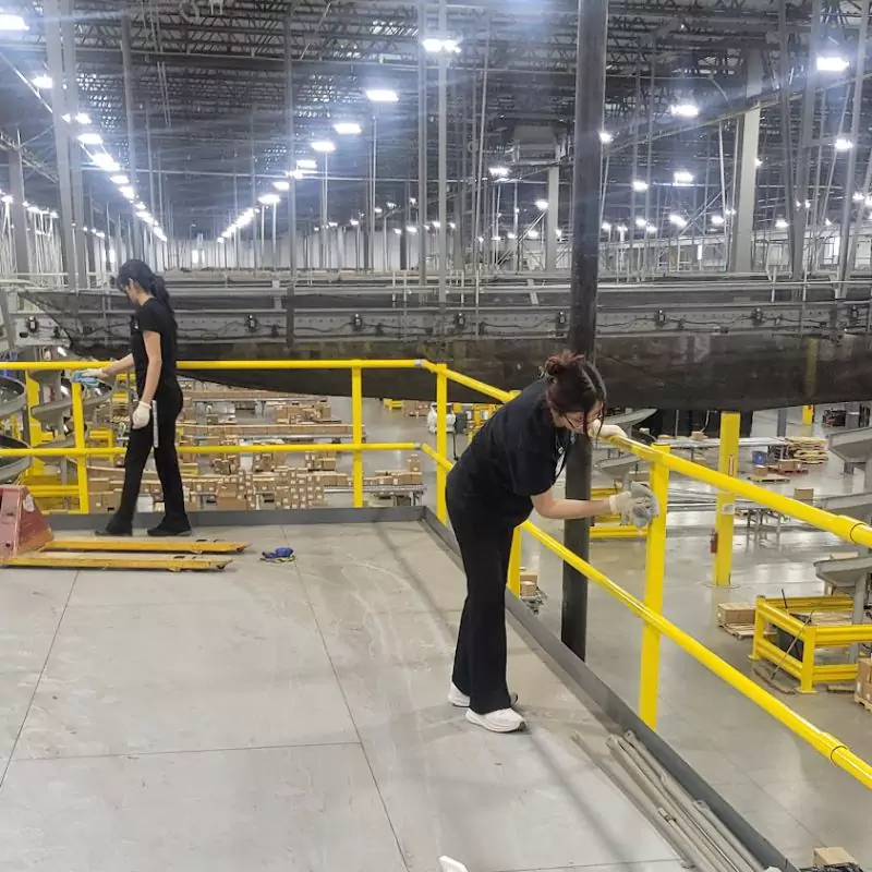 cleaning-handrails-in-warehouse-and-distribution-facility-in-dallas-fort-worth-area cleaning-handrails-in-warehouse-and-distribution-facility-in-dallas-fort-worth-area